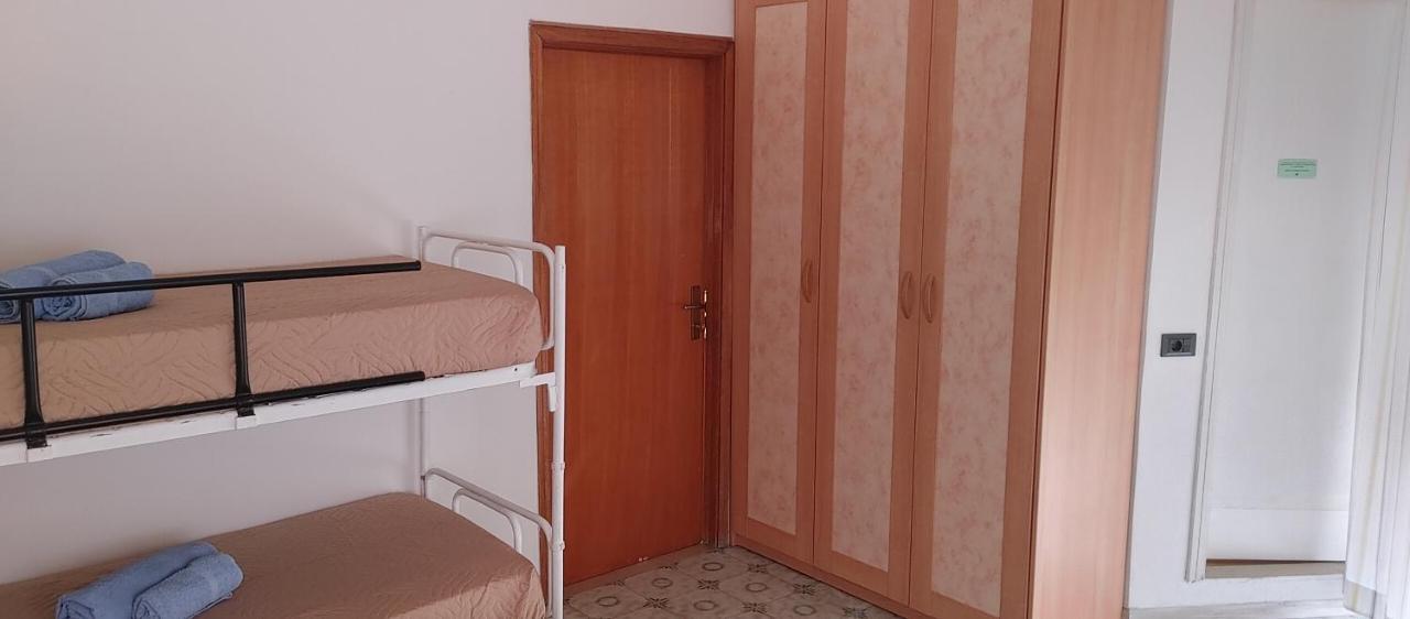 Hotel Adriatico Bellaria-Igea Marina Esterno foto